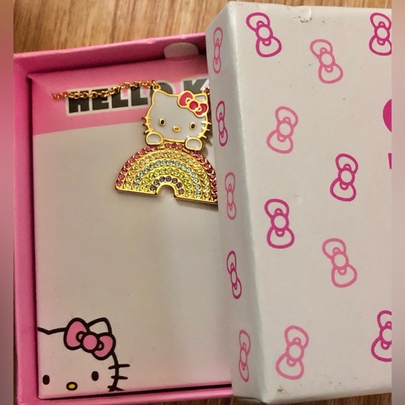 Hello Kitty gold plated hello kitty on a rainbow necklace new - Picture 4 of 8